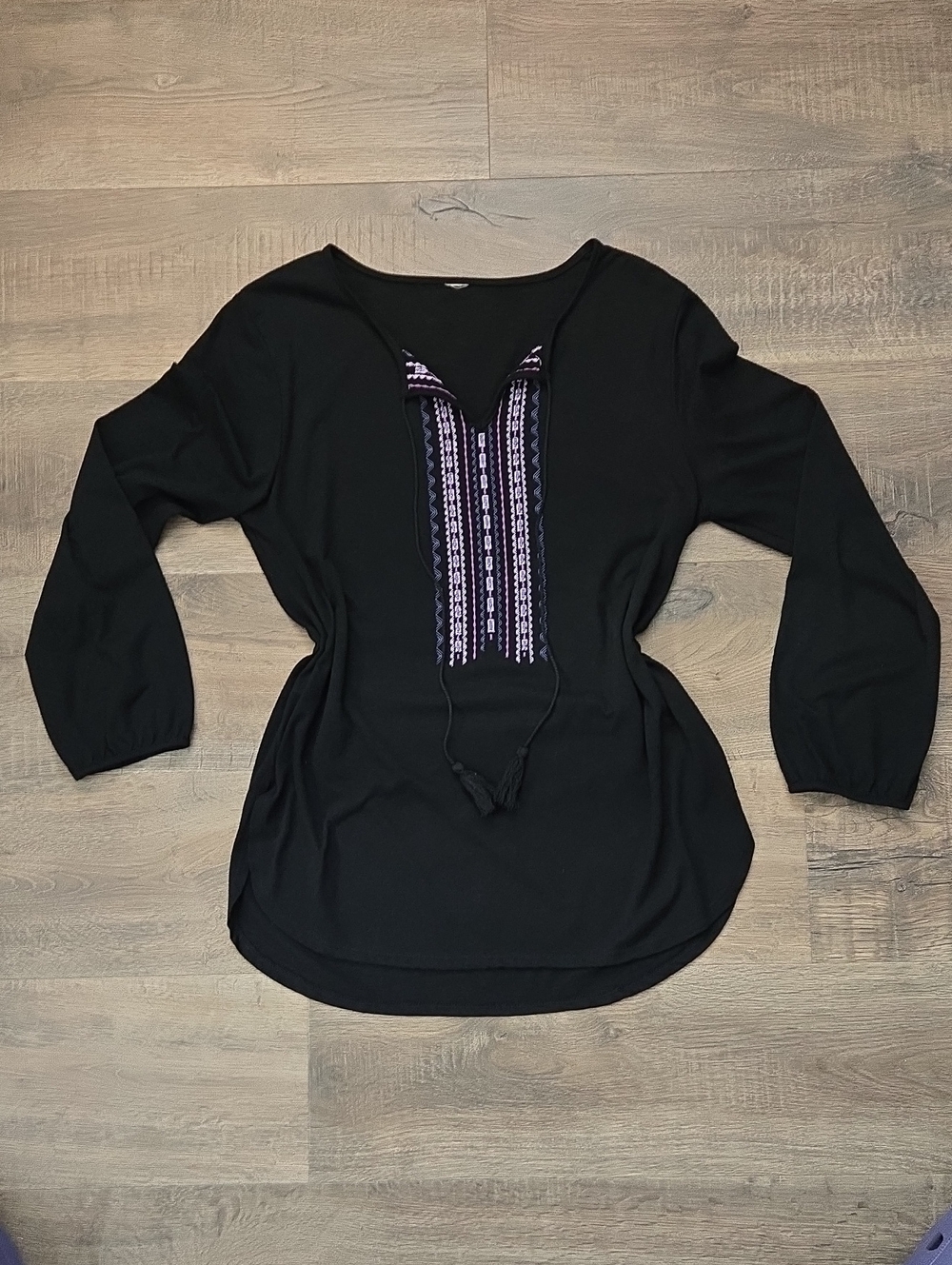 Black With Purple Emnroidery Tunic Women's Medium